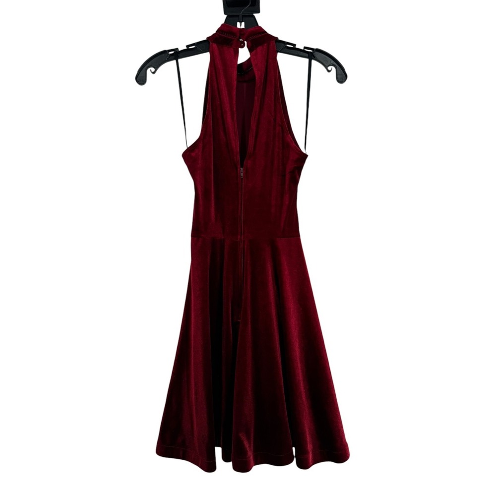 B. Darlin Juniors Red Velvet Mock Neck Fit & Flare Dress Size 3/4 - Picture 2 of 5